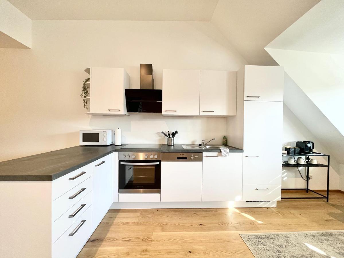 Orestaliving - Penthouse In 1020 Wina Bagian luar foto